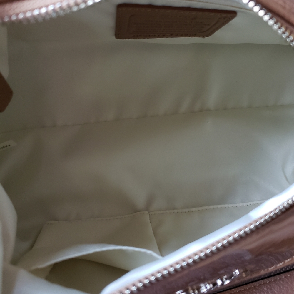 Coach Leather Purse - Picture 6 of 11